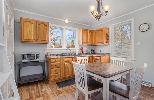 Duncannon House | Cozy space. Pet Friendly w/yard. Near Harrisburg