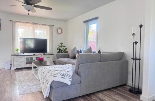 Fairbanks House | Cozy Stay Retreat