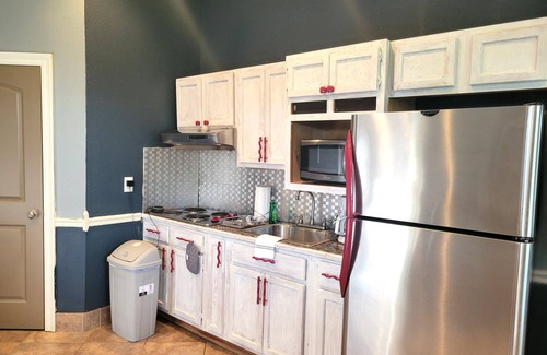 Carencro House | Cozy Studio Suite w/Pond View