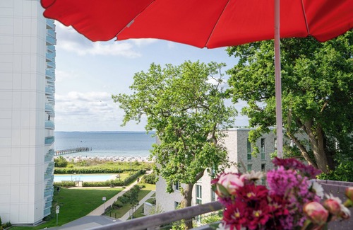 Pelzerhaken Apartment | Cozy top floor apartment with small balcony and sea view in Pelzerhaken