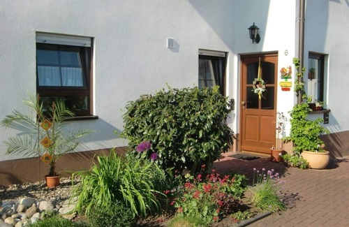 Bischberg Apartment | Cozy vacation home 40sqm with outdoor seating area