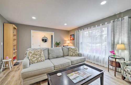 Wilmington House | Cozy Wilmington Vacation Rental 10 Mi to Beach!