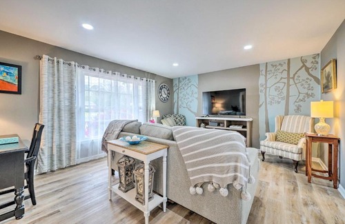 Wilmington House | Cozy Wilmington Vacation Rental 10 Mi to Beach!
