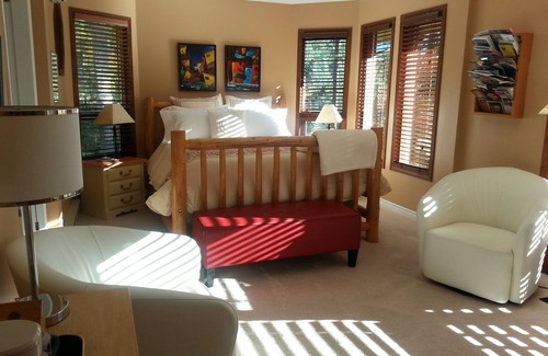 Nelson Bed & Breakfast | Creekside B & B