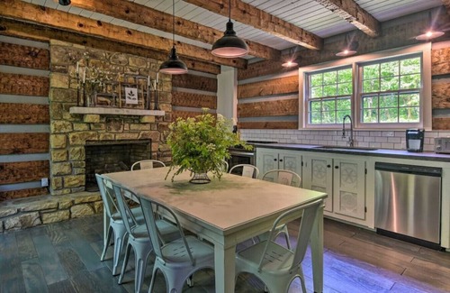 Frank Cabin | Creekside cabin w/hot tub, fireplace & trail