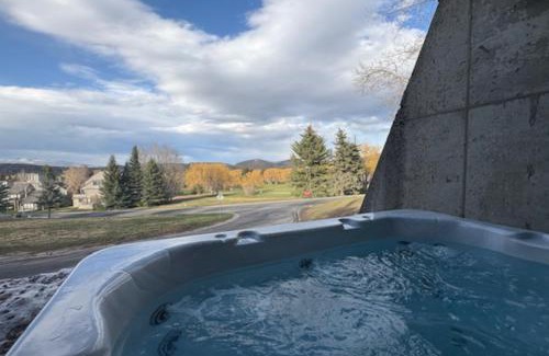 North Park City House | Crescent Cabin in the Woods