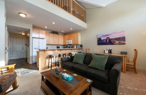 Kimball Junction Condo | Crestview Largest 2BR/2.5BA with loft - great for families