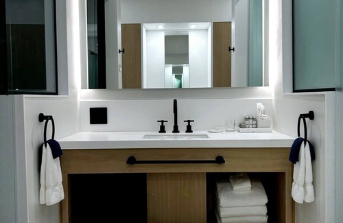 Prince Edward Hotel | Cribs on Main