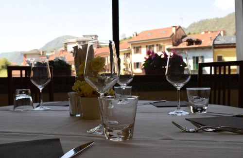 Omegna Hotel | Croce Bianca