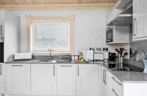 Braunton House | Croftner, Great Field Lodges - a lodge that sleeps 2 guests in 1 bedroom