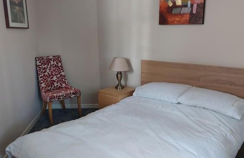 Peebles House | Crossways Cottage Quirky 2 bedroom cottage in Damdale, Central Peebles