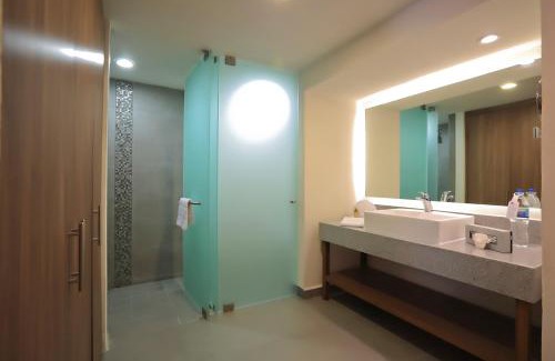 North Hotel Zone Resort | Crown Paradise Club Puerto Vallarta All Inclusive