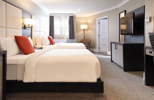 Downtown Hotel | Crowne Plaza Fredericton-Lord Beaverbrook by IHG