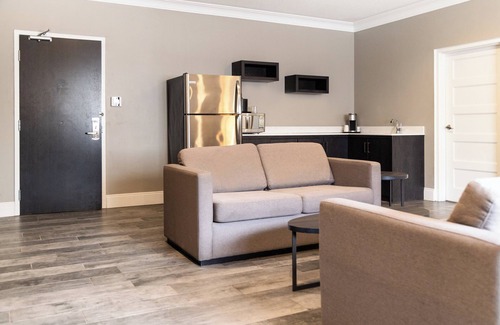 Downtown Hotel | Crowne Plaza Fredericton-Lord Beaverbrook by IHG