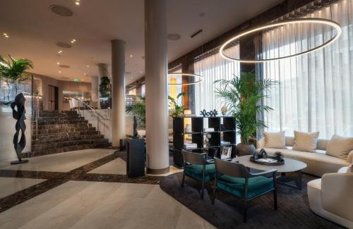 Abbadesse Hotel | Crowne Plaza Milan City by IHG