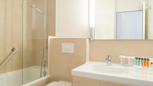 Hard Hotel | Crowne Plaza Zürich by IHG