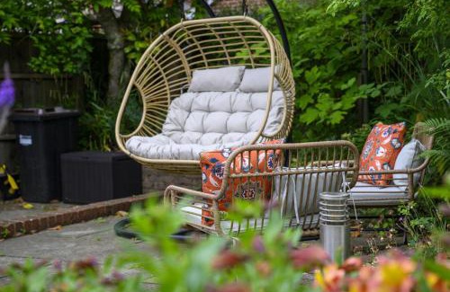 New Forest District House | Cruck Cottage