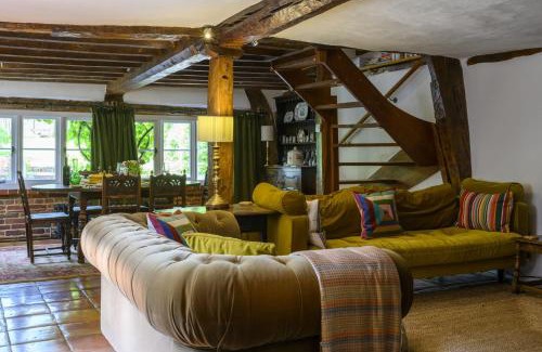 New Forest District House | Cruck Cottage