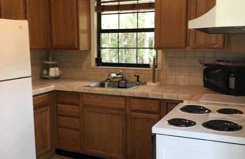 Keystone Heights Cottage | Crystal Lake Retreat