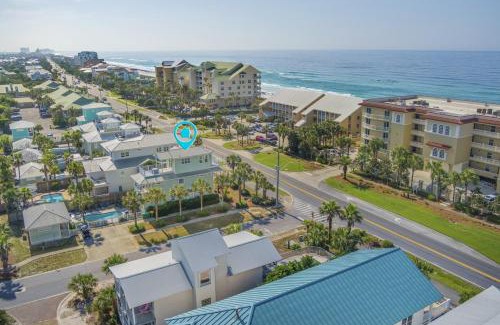 Crystal Beach House | Crystal Tower Free Golf Cart Private Pool