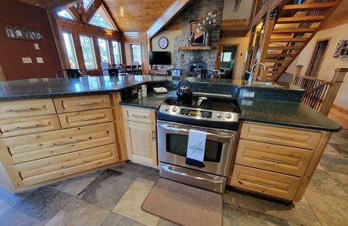 Grand Lake House | Custom Grand Lake Home - Stunning Views - The Perfect Getaway!
