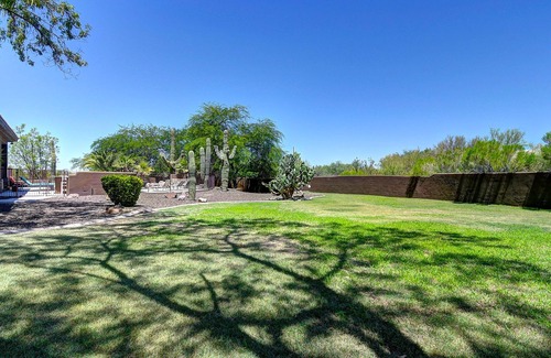 Pinnacle Peak Villa | Custom Home! 2+ Acres True Indoor-outdoor Living!