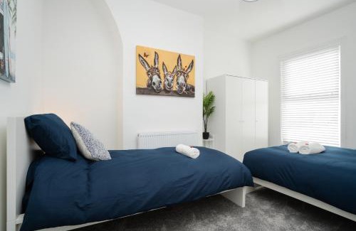 Everton Apartment | DACY LODGE - Strictly NO Parties