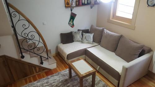 Lisina House | Dajoda
