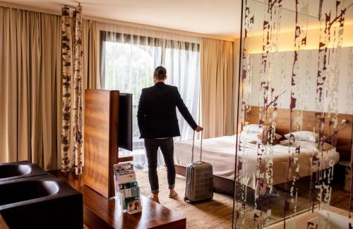 Klagenfurt am Woerthersee Hotel | Das Seepark Wörthersee Resort