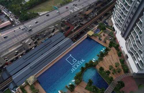 Taman Keramat Apartment | Datum Jelatek Residence By Rasbo Galaxy Suites