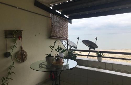 Taman Haji Zainal Apartment | David beachside apartment
