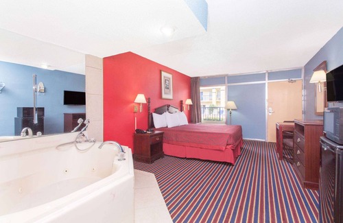 Albany Hotel | Days Inn by Wyndham Albany