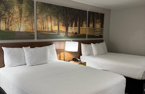 Clanton Hotel | Days Inn by Wyndham Clanton AL
