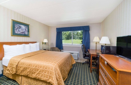 Reynoldsburg Hotel | Days Inn by Wyndham Columbus East Airport