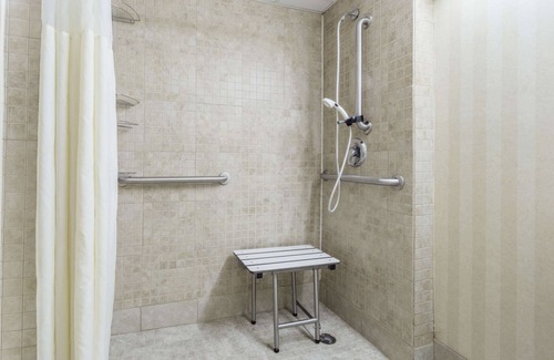 Reynoldsburg Hotel | Days Inn by Wyndham Columbus East Airport