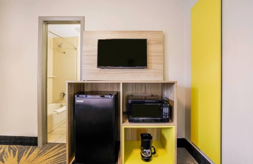 Cortez Hotel | Days Inn by Wyndham Cortez