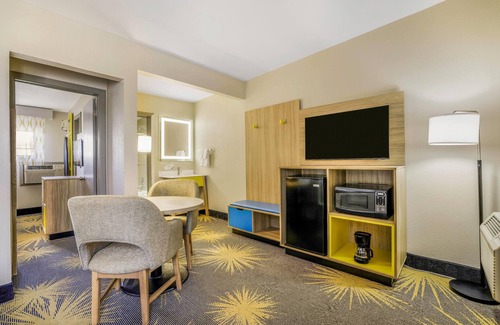 Cortez Hotel | Days Inn by Wyndham Cortez