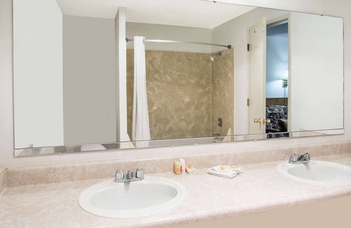 Corvallis Hotel | Days Inn by Wyndham Corvallis