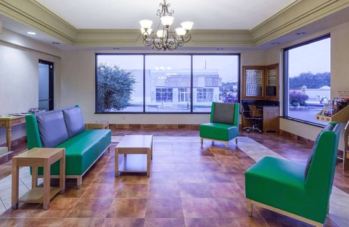 Dalton Hotel | Days Inn by Wyndham Dalton