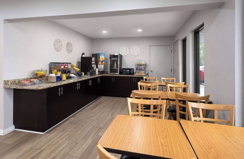 Douglasville Hotel | Days Inn by Wyndham Douglasville-Atlanta-Fairburn Road