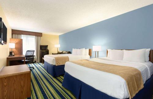 Fargo Hotel | Days Inn by Wyndham Fargo - West Acres