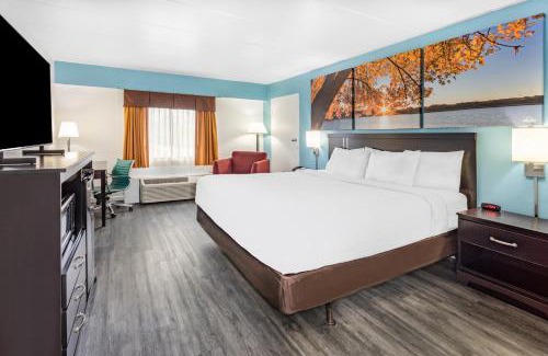 Livonia Hotel | Days Inn by Wyndham Livonia Canton Detroit