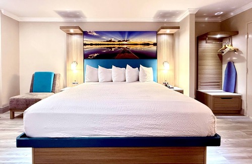 Lawndale Hotel | Days Inn by Wyndham Los Angeles LAX/Redondo/Manhattan Beach