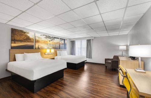Madisonville Hotel | Days Inn by Wyndham Madisonville