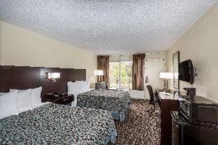 Melbourne Hotel | Days Inn by Wyndham Melbourne