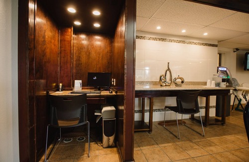 Minot Hotel | Days Inn by Wyndham Minot