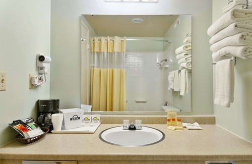 Mount Vernon Hotel | Days Inn by Wyndham Mt. Vernon