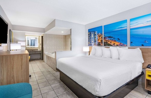 Fern Park Hotel | Days Inn by Wyndham N Orlando/Casselberry