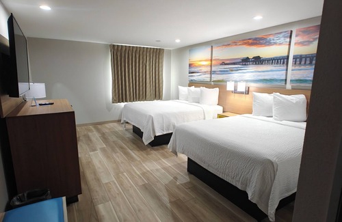 Fellowship Hotel | Days Inn by Wyndham Ocala North