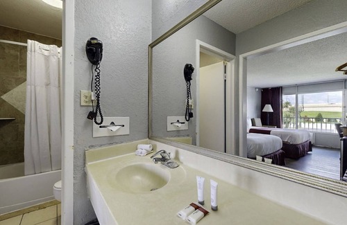 Rio Grande Park Hotel | Days Inn by Wyndham Orlando Downtown